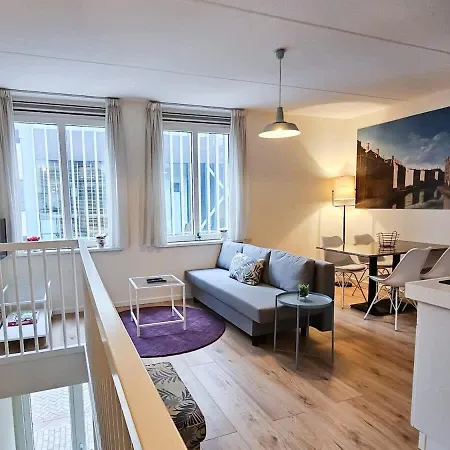North Spacious For 6 Guests Lejlighed