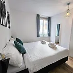 North Spacious For 6 Guests 4*