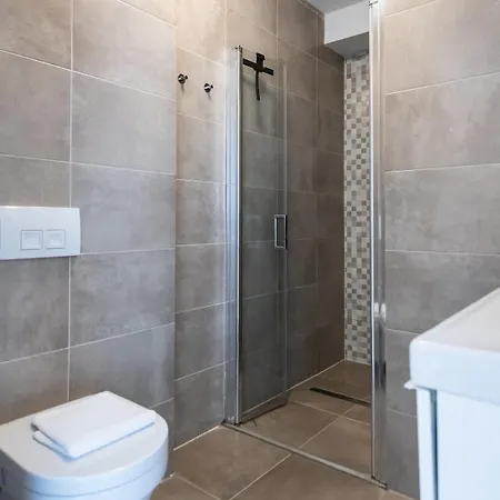 Διαμέρισμα North Spacious For 6 Guests