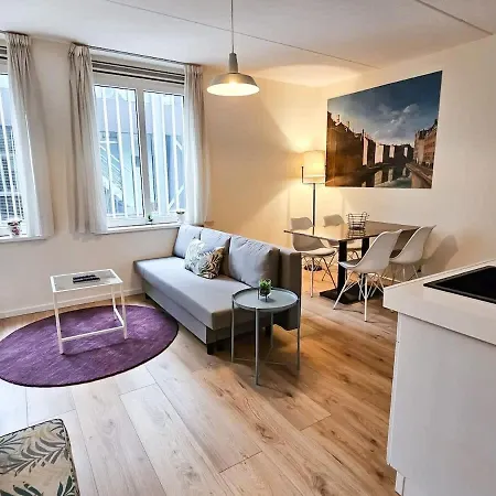 North Spacious For 6 Guests Appartement *