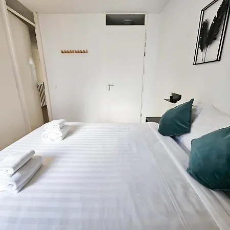 North Spacious For 6 Guests *