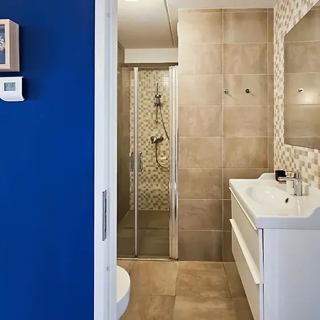 North Spacious For 6 Guests 4* أمستردام